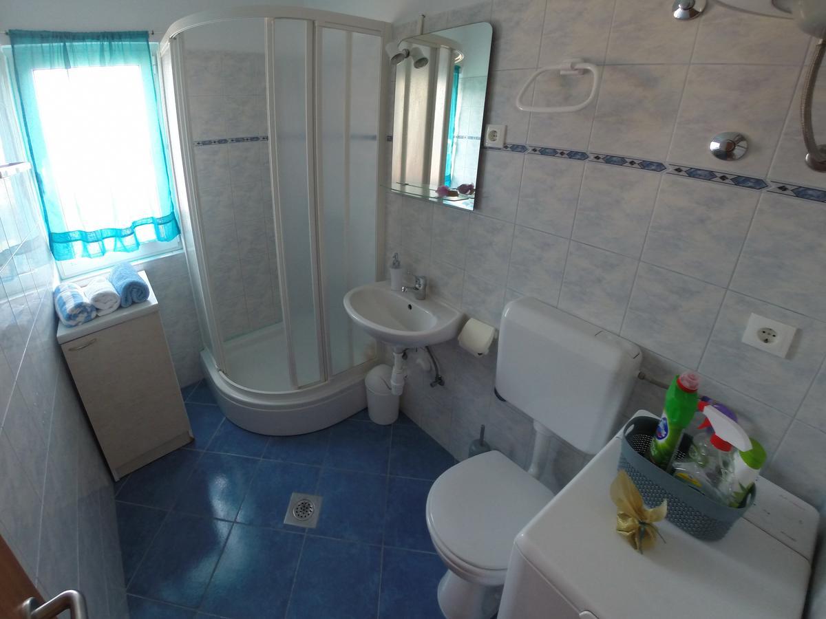 Apartments Ljiljana トロギール エクステリア 写真